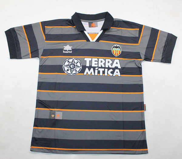 VLC 99-00 Retro away
