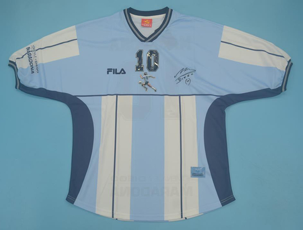 ARGENTINA 2001 MARADONA VERSION