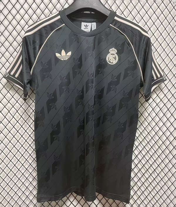 2024-25 RD Black Retro Versio