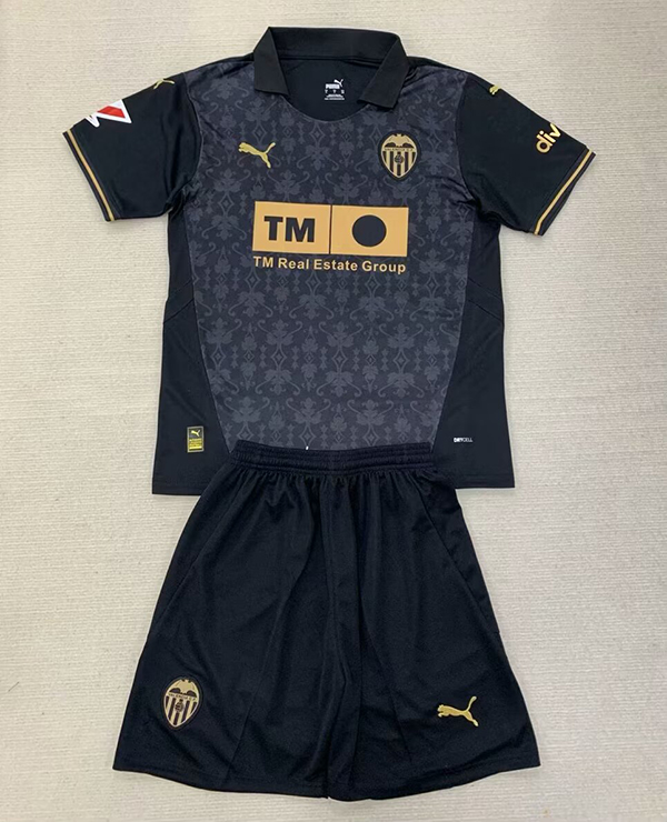 2024-25 VLC away kids