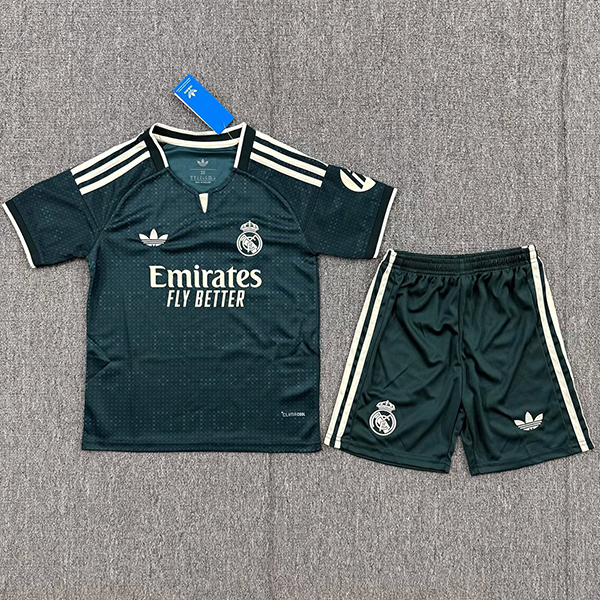 2026-27 RD Away kids