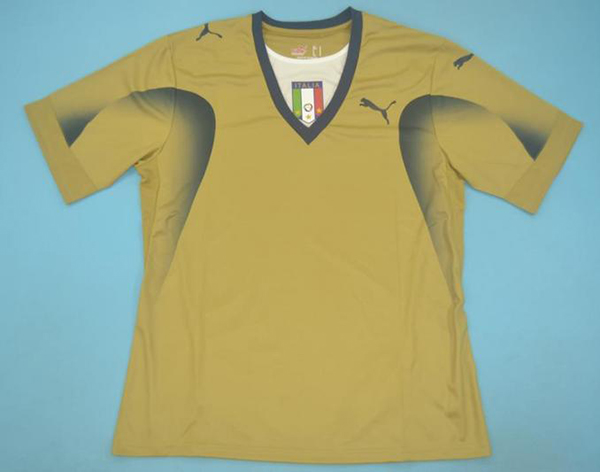 Italy 06 Retro GK