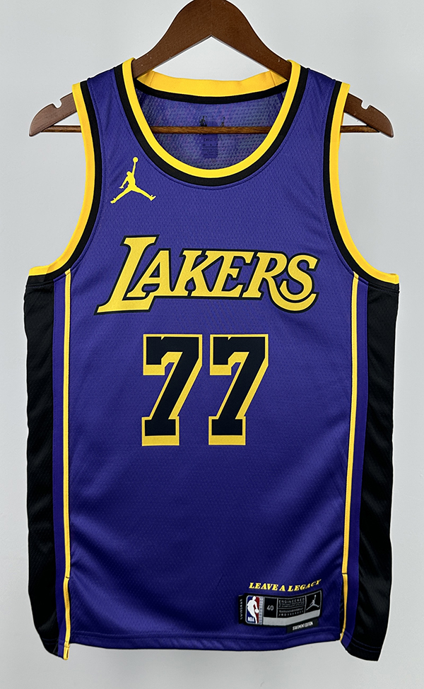 L 2023 season #77