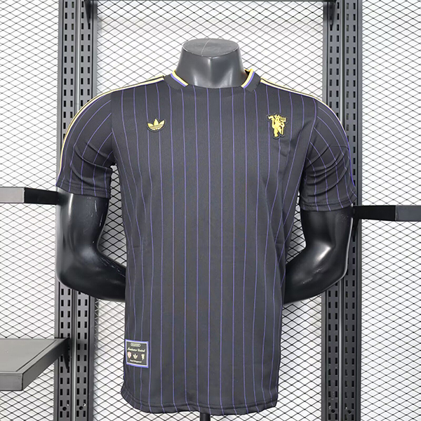 2025-26 Man Retro player version