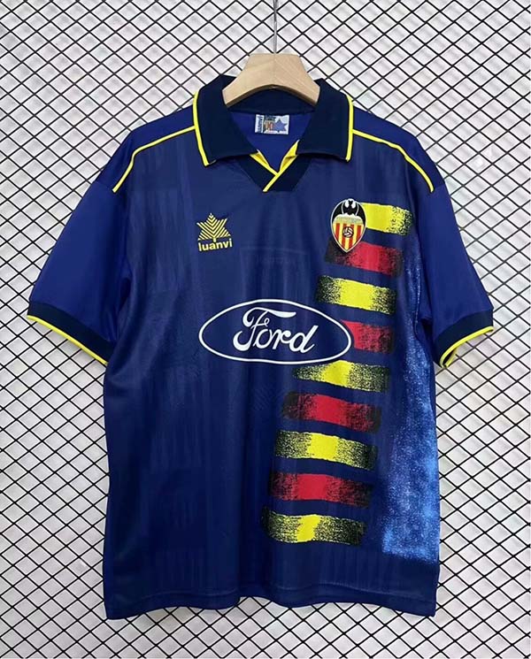 VLC 96-97 Retro away