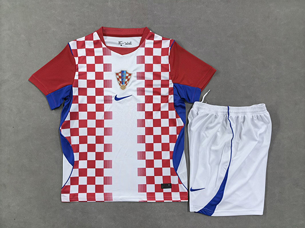 2026-27 Croatia home kids